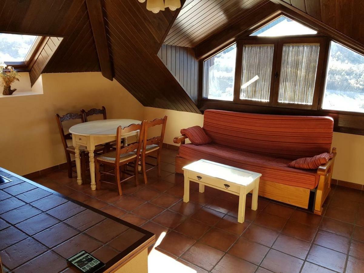 Apartamentos Casa Alcaire Gavín エクステリア 写真